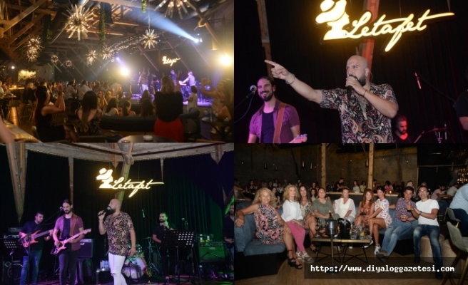 Merit Park Hotel’ in gözde eğlence mekânı Letafet Lounge Bar’da Ahmet Evan, sevenleri ile buluştu