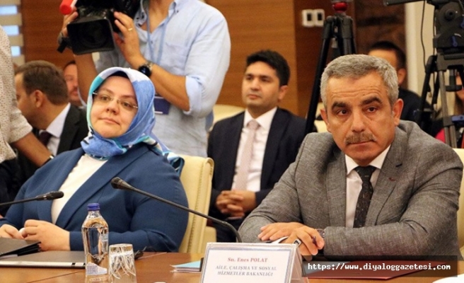 Talebin altında