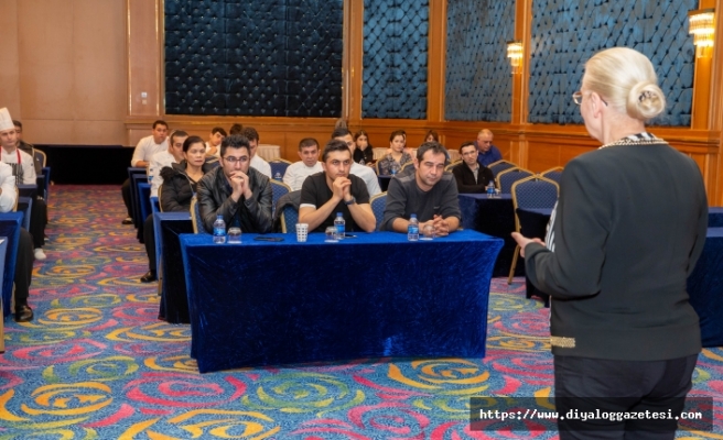 Merit Hotel Kongre Merkezinde, “Corona Virüsü ve El Hijyeni” konulu eğitim gerçekleşti