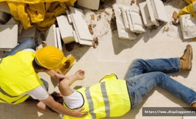 2,5 metre yüksekten düştü