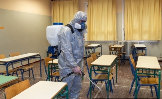 Rum okulları 7 yerine 14 Eylül’de açılacak