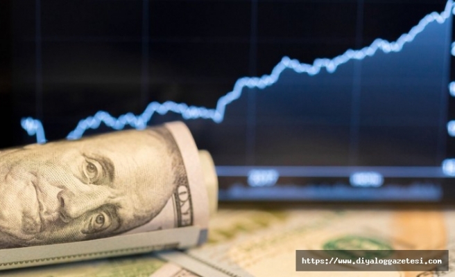 Dolar dalgalanıyor