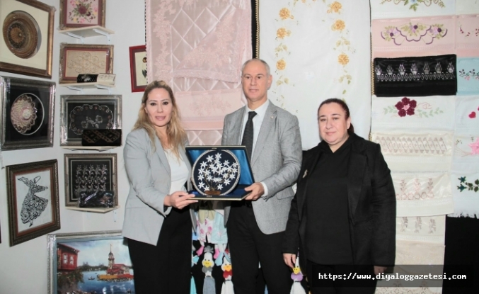 Kurumu gezdi, bilgi aldı