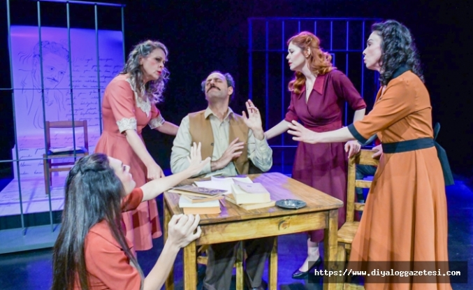 Nazım Hikmet’in hayatını anlatıyor