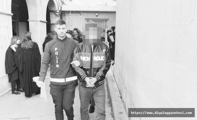 Para alırken görülüyor