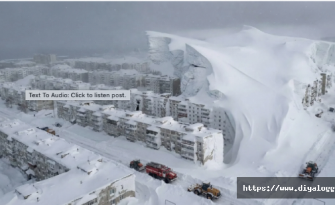 Bina ve araçlar karlarla kaplandı