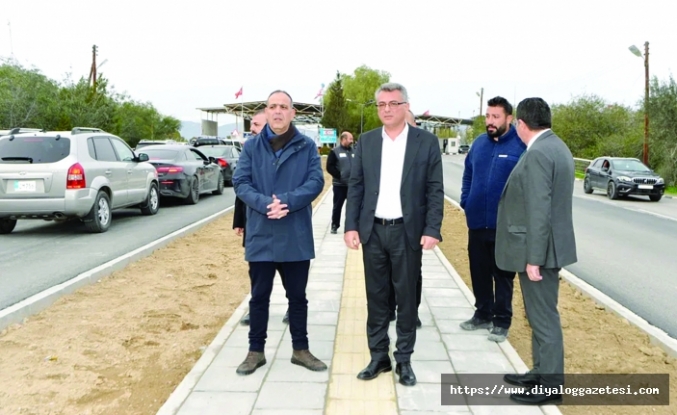 Elini taşın altına koy