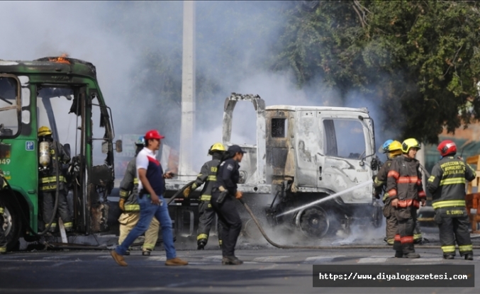 Meksika savaş alanına döndü