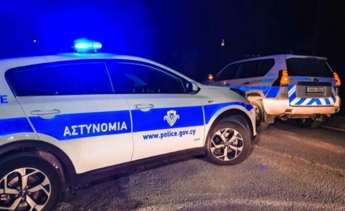 Polis hırsızları arıyor