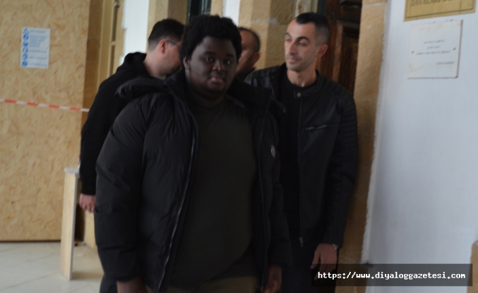 Telefonu inceleniyor