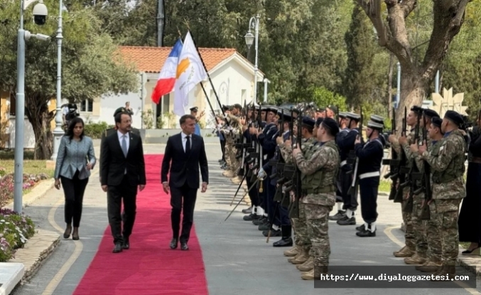 Rum tezine güçlü destek