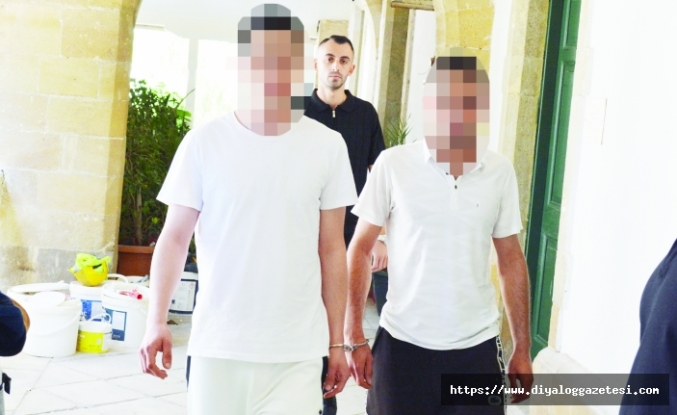 Bayram hücrede geçti