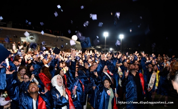 Mezuniyet coşkusu yaşandı