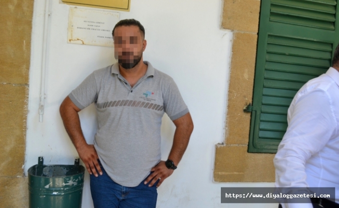 Kulak zarını patlattı