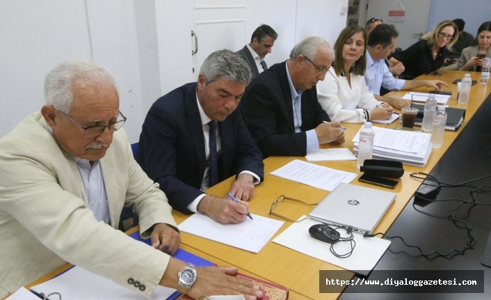 Anastasiadis suçlanıyor
