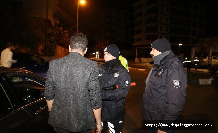 Bin 585 araç kontrol edildi