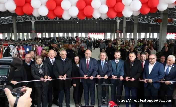 Kılıçlar çekildi