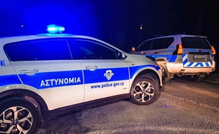 Polis hırsızları arıyor