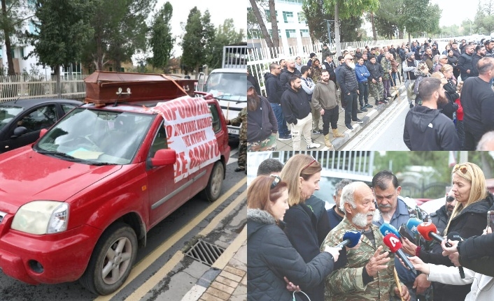 Saraya tabut taşındı