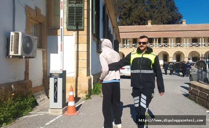 Kampüste yakalandı