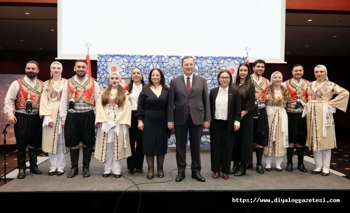 Kıbrıs kültürü tanıtıldı