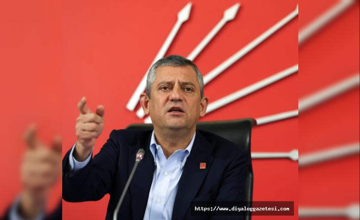 ‘Kurultaya gidilmeli’