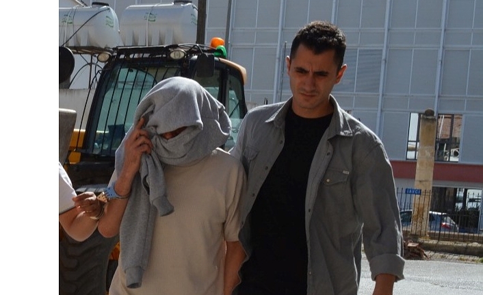 Tümü evinde bulundu