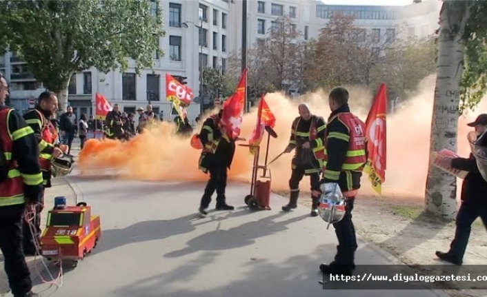 Paris'te gösteri yapılacak
