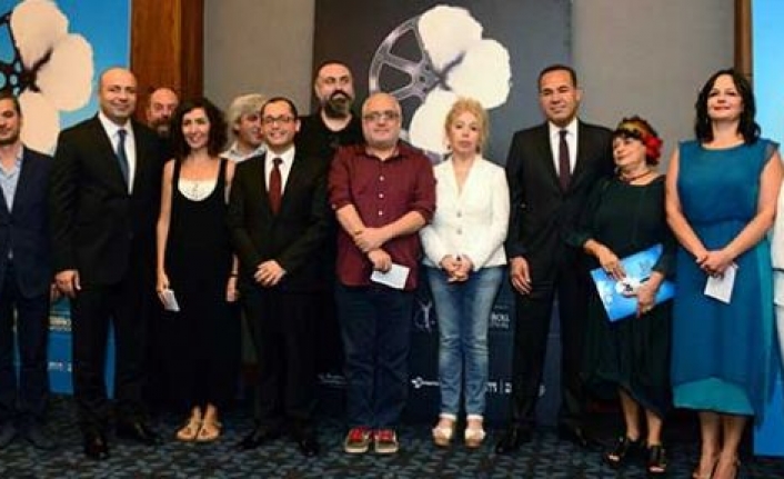 ‘Abluka ödülleri topladı