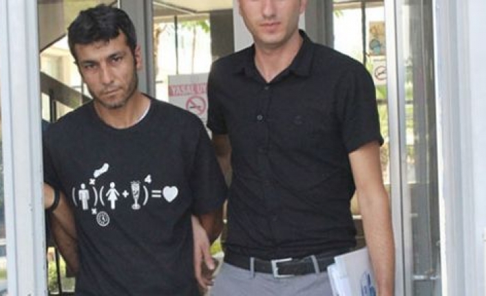 Birine pencerereden,diğerine kapıdan girdi