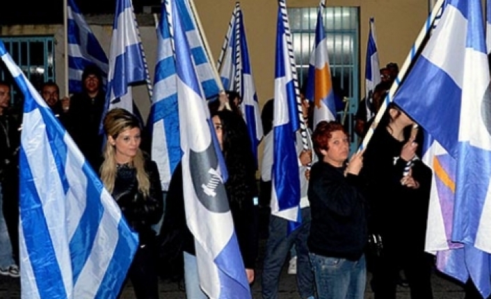 ELAM baraj altında