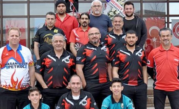 Gingi ikinci Özeren üçüncü