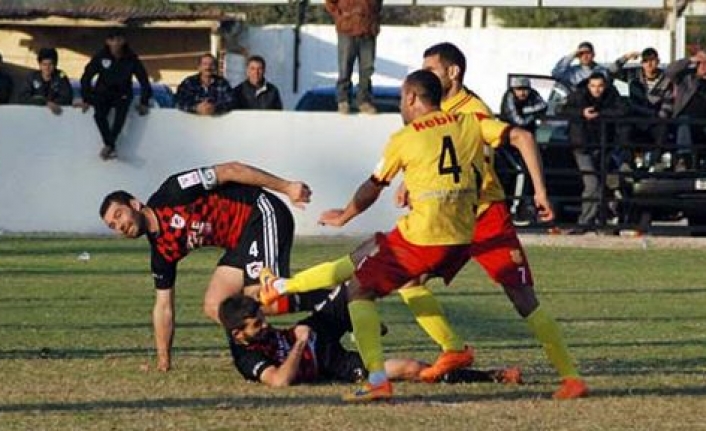 Gol düellosu Gençlerin