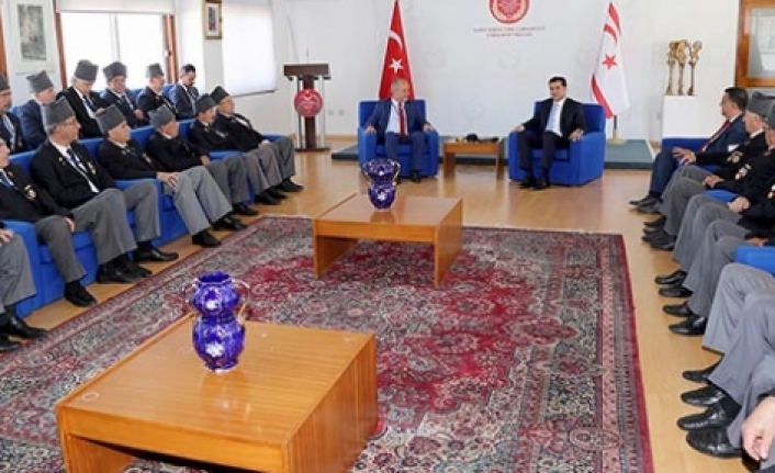 Hükümet çalışıyor