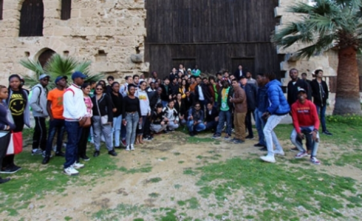 Kıbrıs tanıtıldı