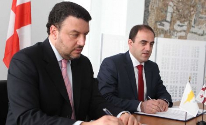 Yeni hükümet görevde