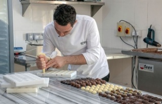 Merit Royal & Premium Otel çikolata üretimine...