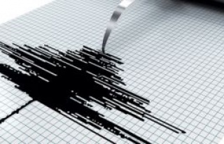 İran'da meydana gelen 6,1 büyüklüğündeki depremde...