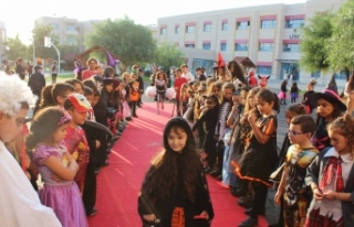 TED Kuzey Kıbrıs Kolejinde kostüm partisi düzenlendi