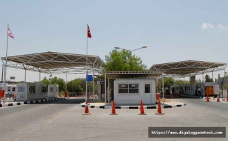 Yan yana yaşayan ‘iki komşu’